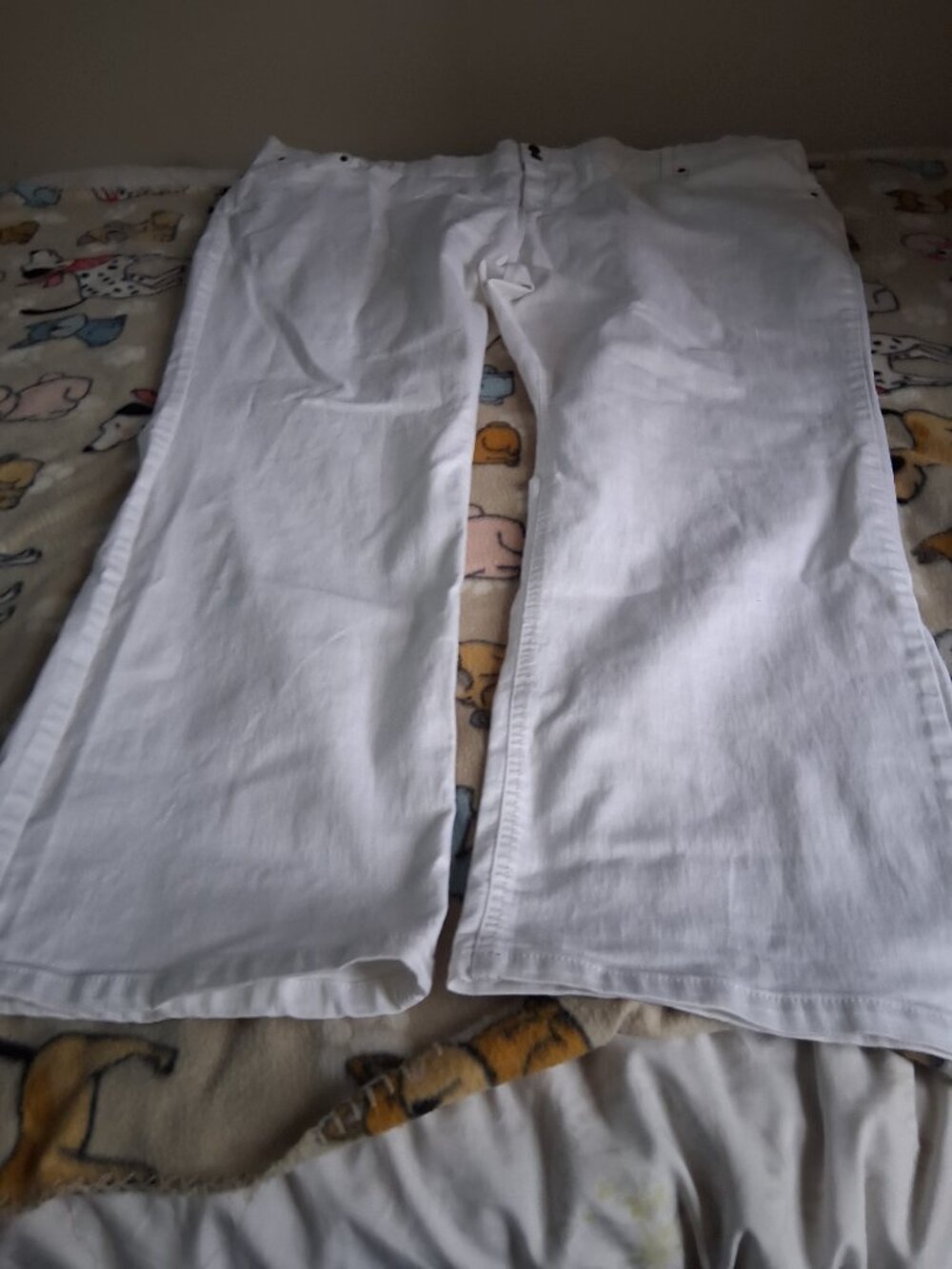 woman within white Demin jeans waist size 38